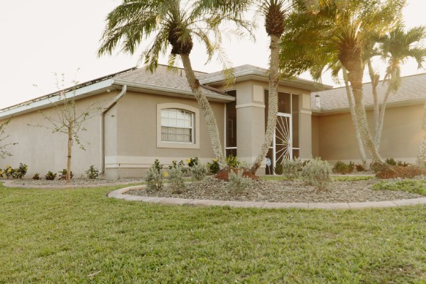 landscape curbing installation in fort myers fl