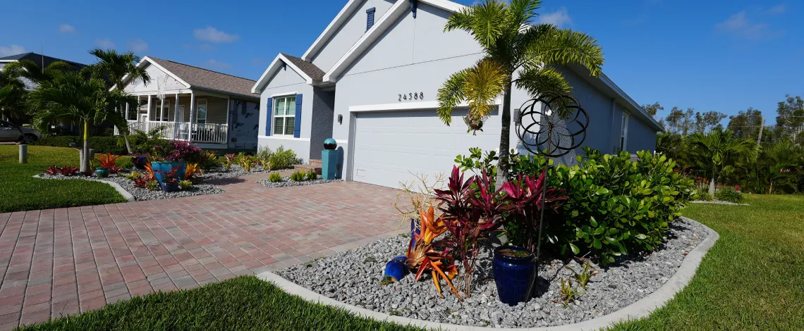 outdoor living space hardscape design
